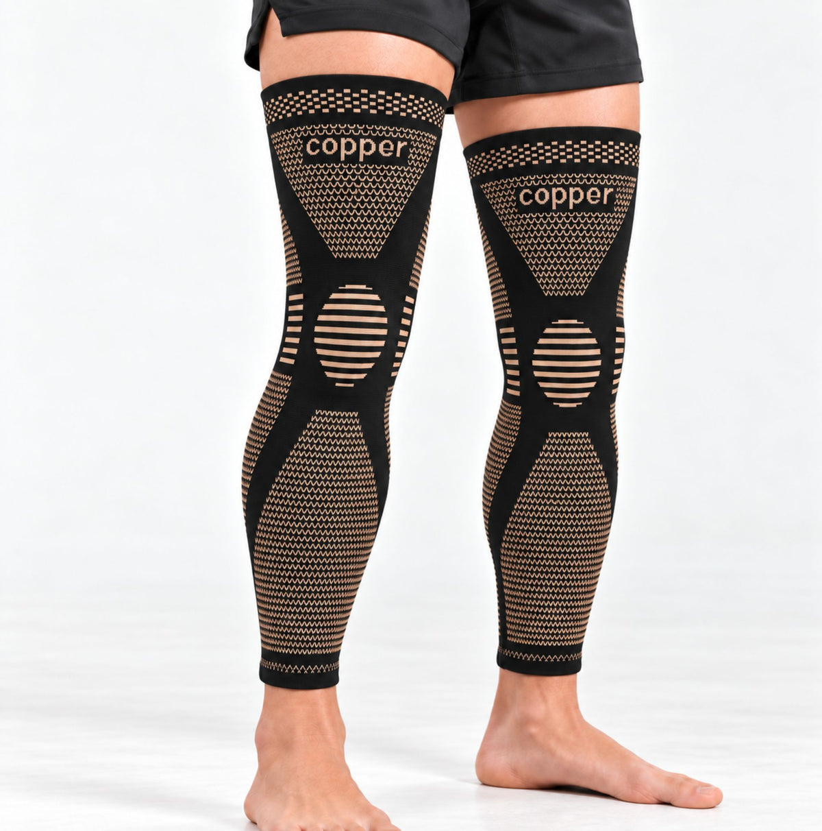 Suporturi lungi Copper Long Knee Support purtate pe picioare